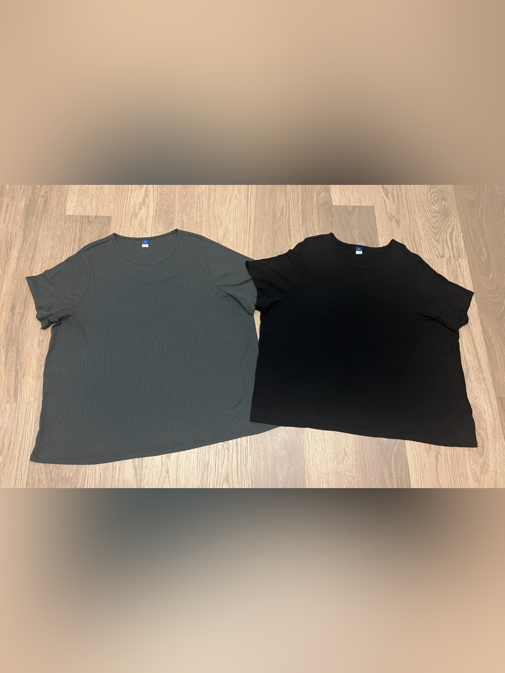 XXL Womens OLD NAVY Luxe Gray Ribbed & Black Crew T-Shirt Tee Top Lot Set 2XL